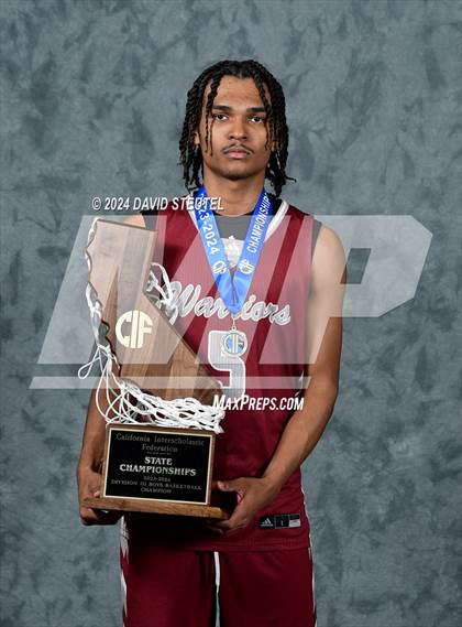 Thumbnail 2 in Bishop Alemany (CIF State D3 Awards) photogallery.