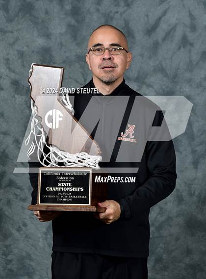 Thumbnail 1 in Bishop Alemany (CIF State D3 Awards) photogallery.