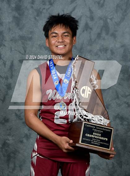 Thumbnail 1 in Bishop Alemany (CIF State D3 Awards) photogallery.