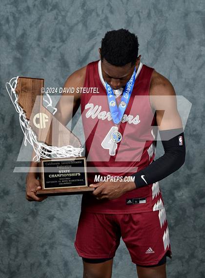 Thumbnail 3 in Bishop Alemany (CIF State D3 Awards) photogallery.