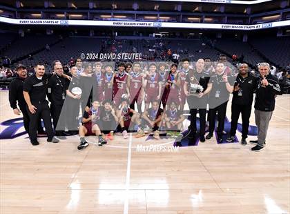 Thumbnail 2 in Bishop Alemany (CIF State D3 Awards) photogallery.