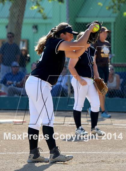 Thumbnail 2 in Pioneer vs Yuba City (CIF SJS D3 Final) photogallery.