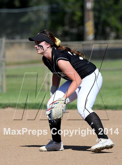 Thumbnail 3 in Pioneer vs Yuba City (CIF SJS D3 Final) photogallery.