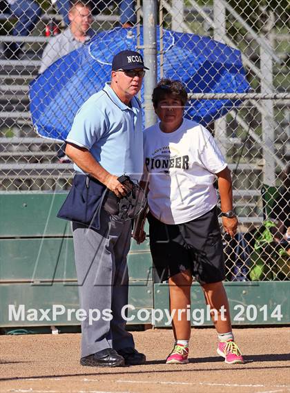 Thumbnail 2 in Pioneer vs Yuba City (CIF SJS D3 Final) photogallery.