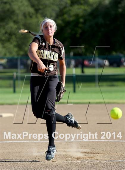 Thumbnail 1 in Pioneer vs Yuba City (CIF SJS D3 Final) photogallery.