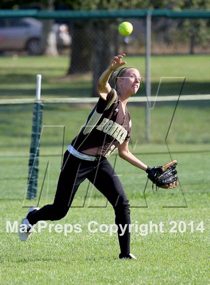 Thumbnail 3 in Pioneer vs Yuba City (CIF SJS D3 Final) photogallery.