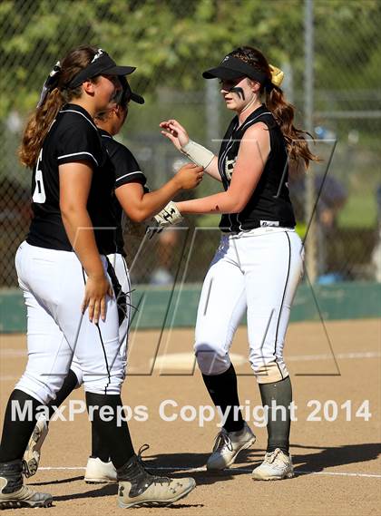 Thumbnail 2 in Pioneer vs Yuba City (CIF SJS D3 Final) photogallery.