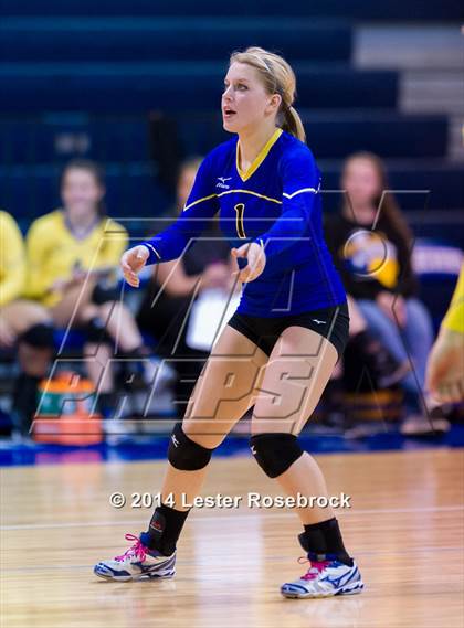 Thumbnail 2 in Blanco vs. Brooks Academy of Science & Engineering (3A Bi-District) photogallery.