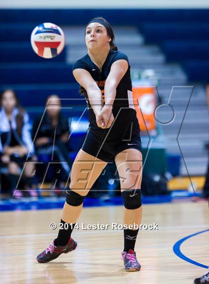 Thumbnail 3 in Blanco vs. Brooks Academy of Science & Engineering (3A Bi-District) photogallery.