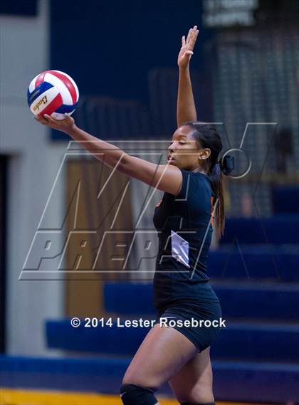 Thumbnail 1 in Blanco vs. Brooks Academy of Science & Engineering (3A Bi-District) photogallery.