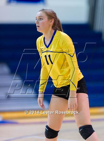 Thumbnail 2 in Blanco vs. Brooks Academy of Science & Engineering (3A Bi-District) photogallery.