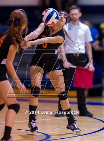 Thumbnail 1 in Blanco vs. Brooks Academy of Science & Engineering (3A Bi-District) photogallery.