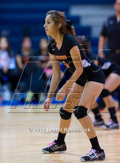 Thumbnail 2 in Blanco vs. Brooks Academy of Science & Engineering (3A Bi-District) photogallery.