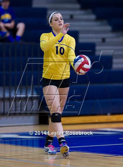 Thumbnail 3 in Blanco vs. Brooks Academy of Science & Engineering (3A Bi-District) photogallery.