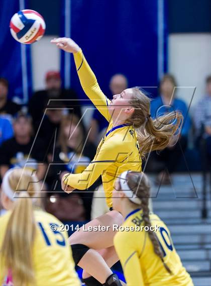 Thumbnail 1 in Blanco vs. Brooks Academy of Science & Engineering (3A Bi-District) photogallery.