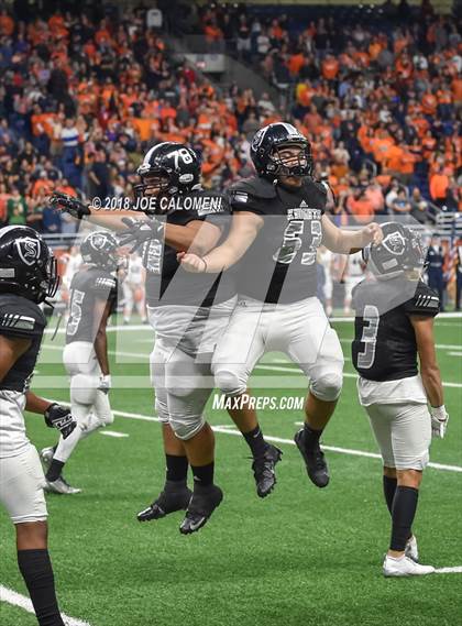 Thumbnail 1 in Brandeis vs. Steele (UIL 6A Area Playoff) photogallery.