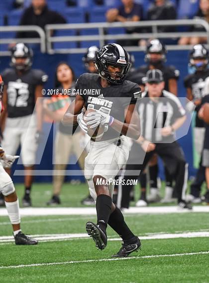 Thumbnail 2 in Brandeis vs. Steele (UIL 6A Area Playoff) photogallery.