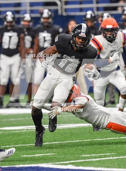 Thumbnail 2 in Brandeis vs. Steele (UIL 6A Area Playoff) photogallery.