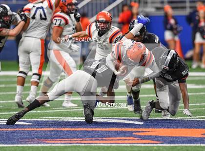 Thumbnail 2 in Brandeis vs. Steele (UIL 6A Area Playoff) photogallery.