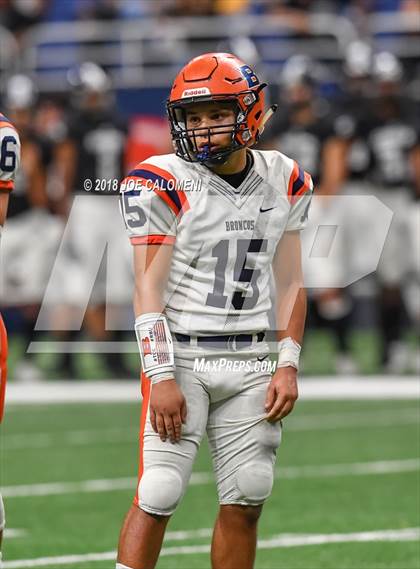 Thumbnail 1 in Brandeis vs. Steele (UIL 6A Area Playoff) photogallery.