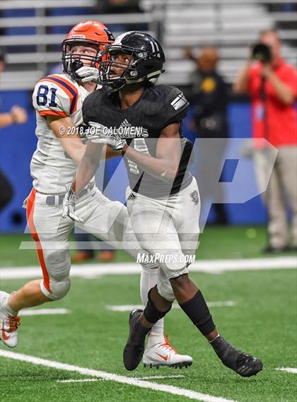 Thumbnail 1 in Brandeis vs. Steele (UIL 6A Area Playoff) photogallery.