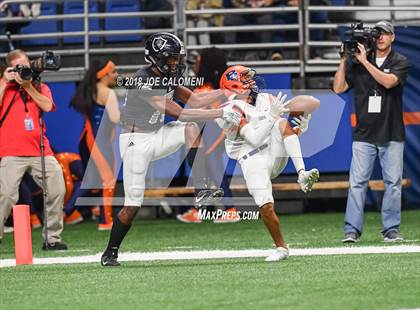 Thumbnail 1 in Brandeis vs. Steele (UIL 6A Area Playoff) photogallery.