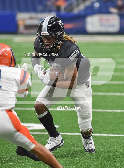 Thumbnail 3 in Brandeis vs. Steele (UIL 6A Area Playoff) photogallery.