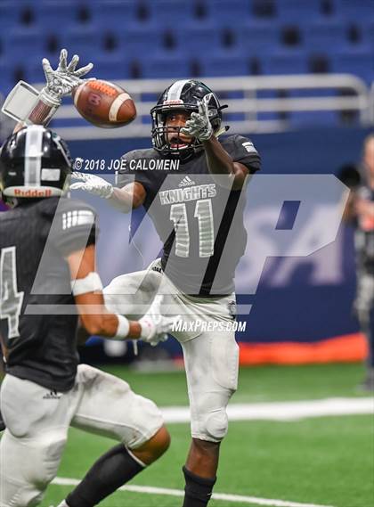 Thumbnail 2 in Brandeis vs. Steele (UIL 6A Area Playoff) photogallery.