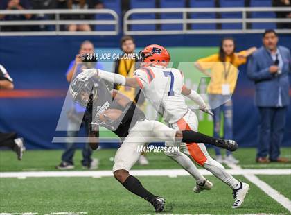 Thumbnail 3 in Brandeis vs. Steele (UIL 6A Area Playoff) photogallery.