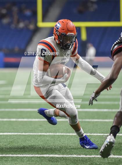 Thumbnail 1 in Brandeis vs. Steele (UIL 6A Area Playoff) photogallery.