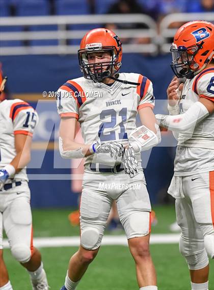 Thumbnail 3 in Brandeis vs. Steele (UIL 6A Area Playoff) photogallery.