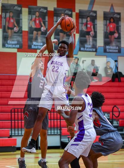 Thumbnail 2 in Brackenridge vs Lee [Robert E.] (SACS Basketball Tournament) photogallery.
