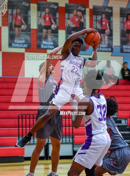 Thumbnail 3 in Brackenridge vs Lee [Robert E.] (SACS Basketball Tournament) photogallery.