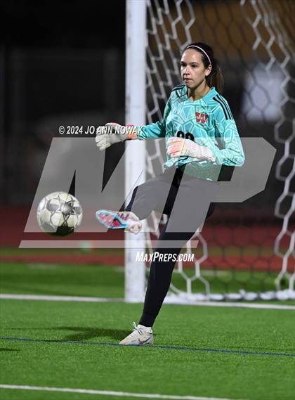 Thumbnail 2 in Tomball Memorial vs Cypress Woods (I-10 Shootout) photogallery.