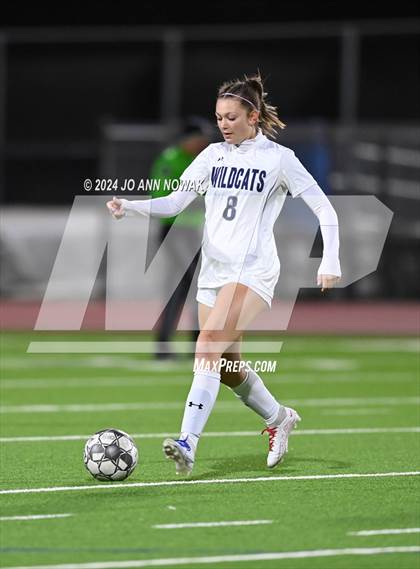 Thumbnail 3 in Tomball Memorial vs Cypress Woods (I-10 Shootout) photogallery.