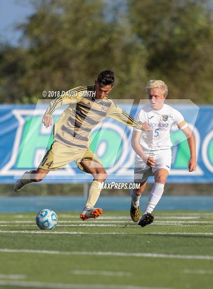 Thumbnail 3 in Lee's Summit vs Rockhurst (Blue Springs South Tournament) photogallery.