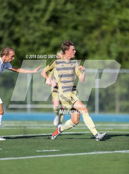 Thumbnail 3 in Lee's Summit vs Rockhurst (Blue Springs South Tournament) photogallery.