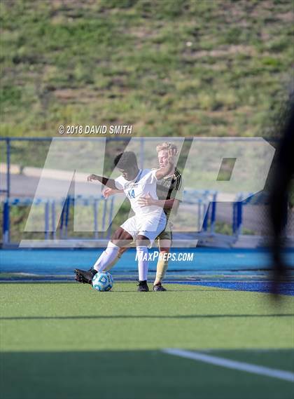 Thumbnail 3 in Lee's Summit vs Rockhurst (Blue Springs South Tournament) photogallery.