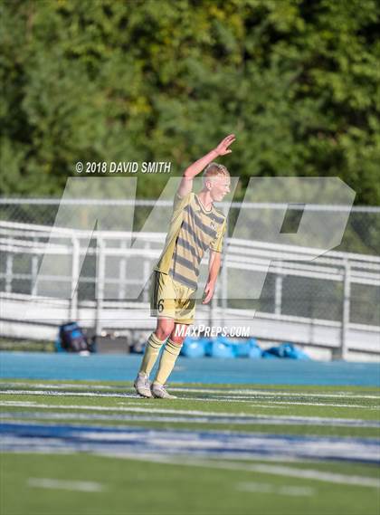 Thumbnail 3 in Lee's Summit vs Rockhurst (Blue Springs South Tournament) photogallery.
