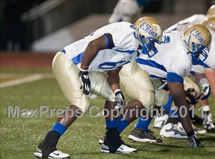 Thumbnail 3 in Dickinson vs Fort Bend Elkins (5A Region 3 Bi-District Playoff) photogallery.