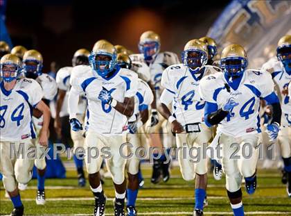 Thumbnail 1 in Dickinson vs Fort Bend Elkins (5A Region 3 Bi-District Playoff) photogallery.