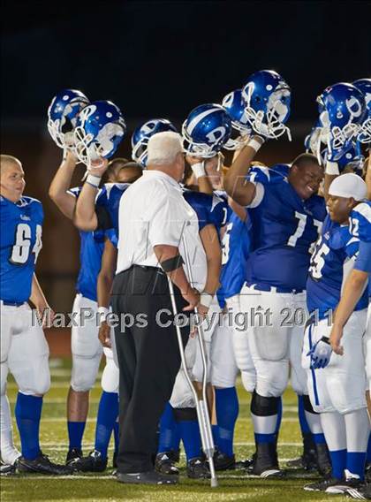 Thumbnail 1 in Dickinson vs Fort Bend Elkins (5A Region 3 Bi-District Playoff) photogallery.