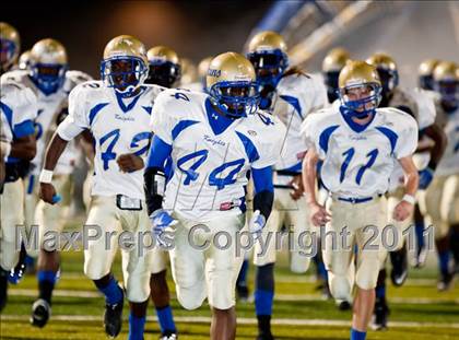 Thumbnail 2 in Dickinson vs Fort Bend Elkins (5A Region 3 Bi-District Playoff) photogallery.