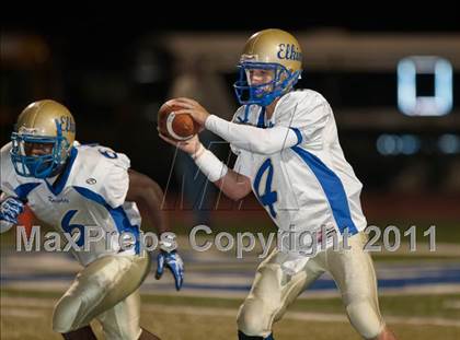 Thumbnail 2 in Dickinson vs Fort Bend Elkins (5A Region 3 Bi-District Playoff) photogallery.