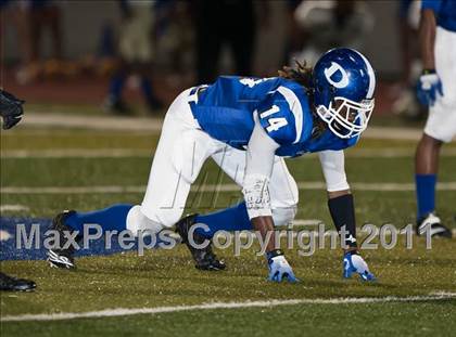 Thumbnail 2 in Dickinson vs Fort Bend Elkins (5A Region 3 Bi-District Playoff) photogallery.