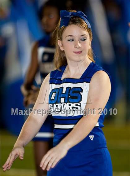 Thumbnail 1 in Dickinson vs Fort Bend Elkins (5A Region 3 Bi-District Playoff) photogallery.