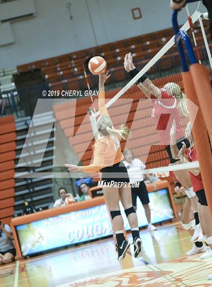 Thumbnail 1 in Daniel Boone @ Sullivan Central photogallery.