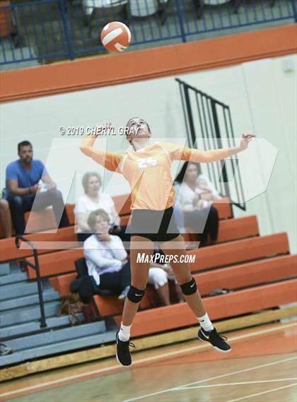 Thumbnail 3 in Daniel Boone @ Sullivan Central photogallery.