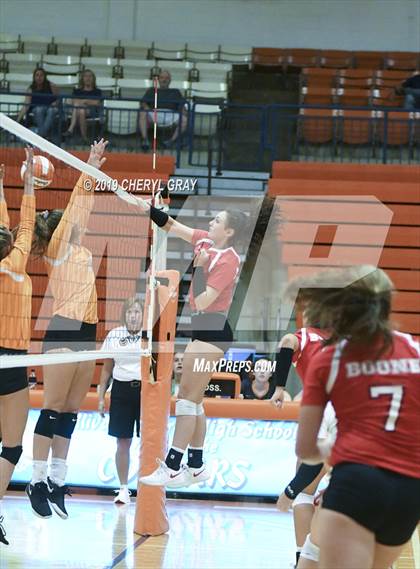 Thumbnail 3 in Daniel Boone @ Sullivan Central photogallery.