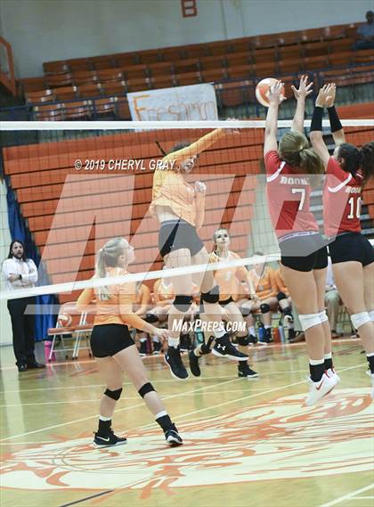 Thumbnail 2 in Daniel Boone @ Sullivan Central photogallery.